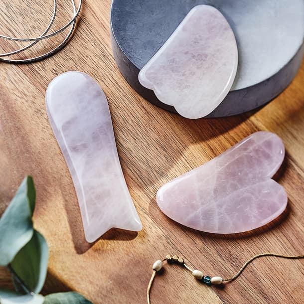 Coffret 3 Gua Sha visage en quartz rose