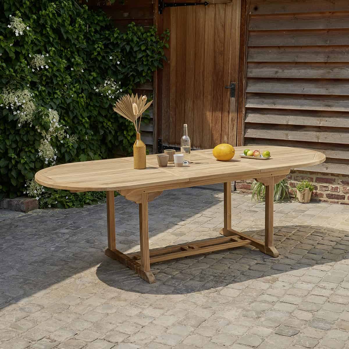 Table de jardin en teck brut qualite gra