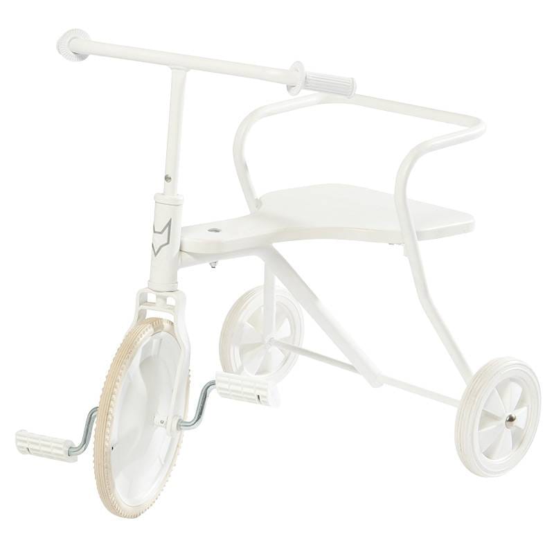 Tricycle en métal blanc