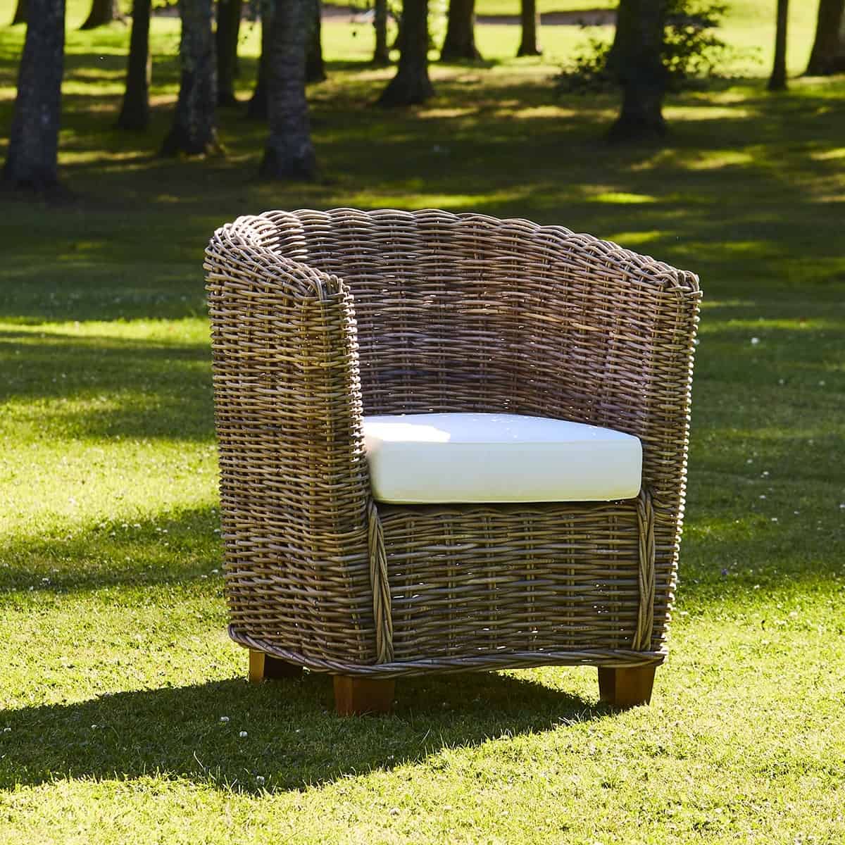 Fauteuil rond en kubu naturel