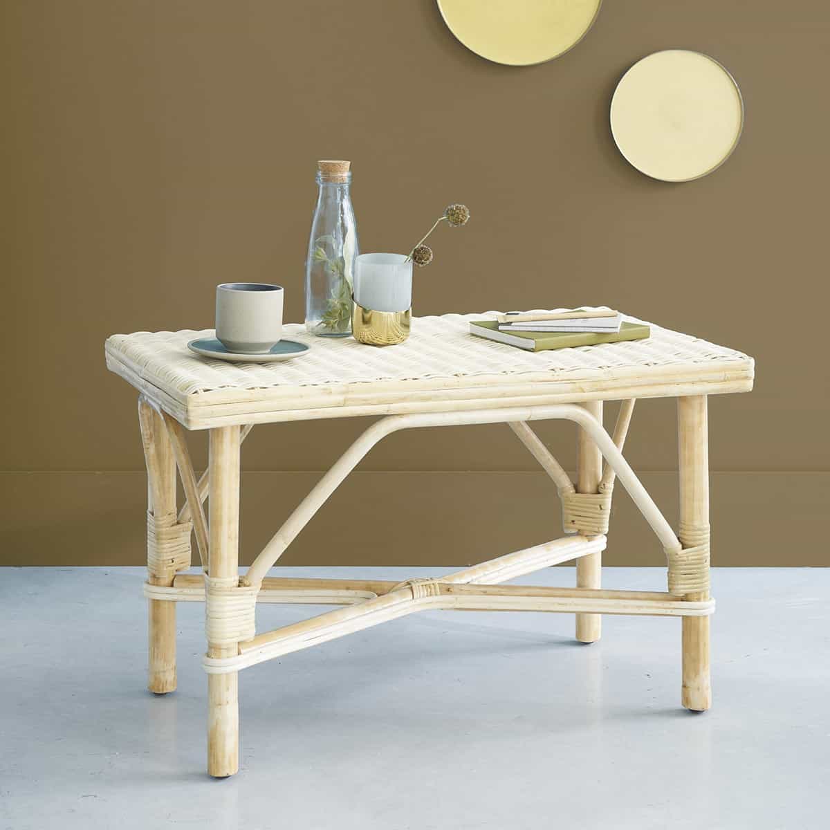 Table basse en rotin naturel