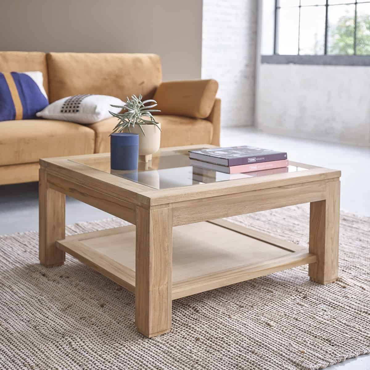 Table basse vitrée en bois de teck