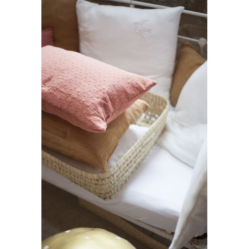 Coussin 50 x 50 brodé, blush