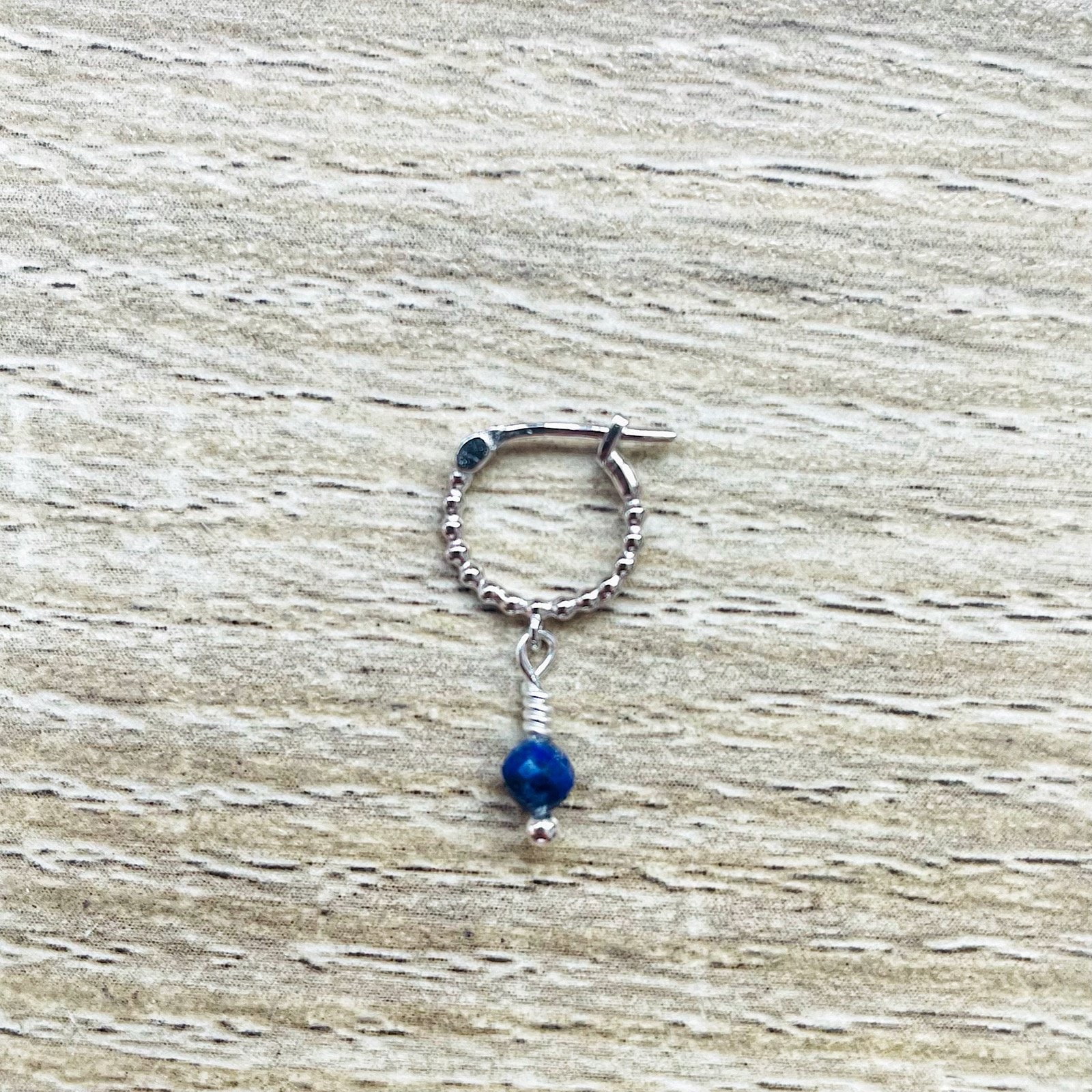 Mini créole boule lapis lazuli argent