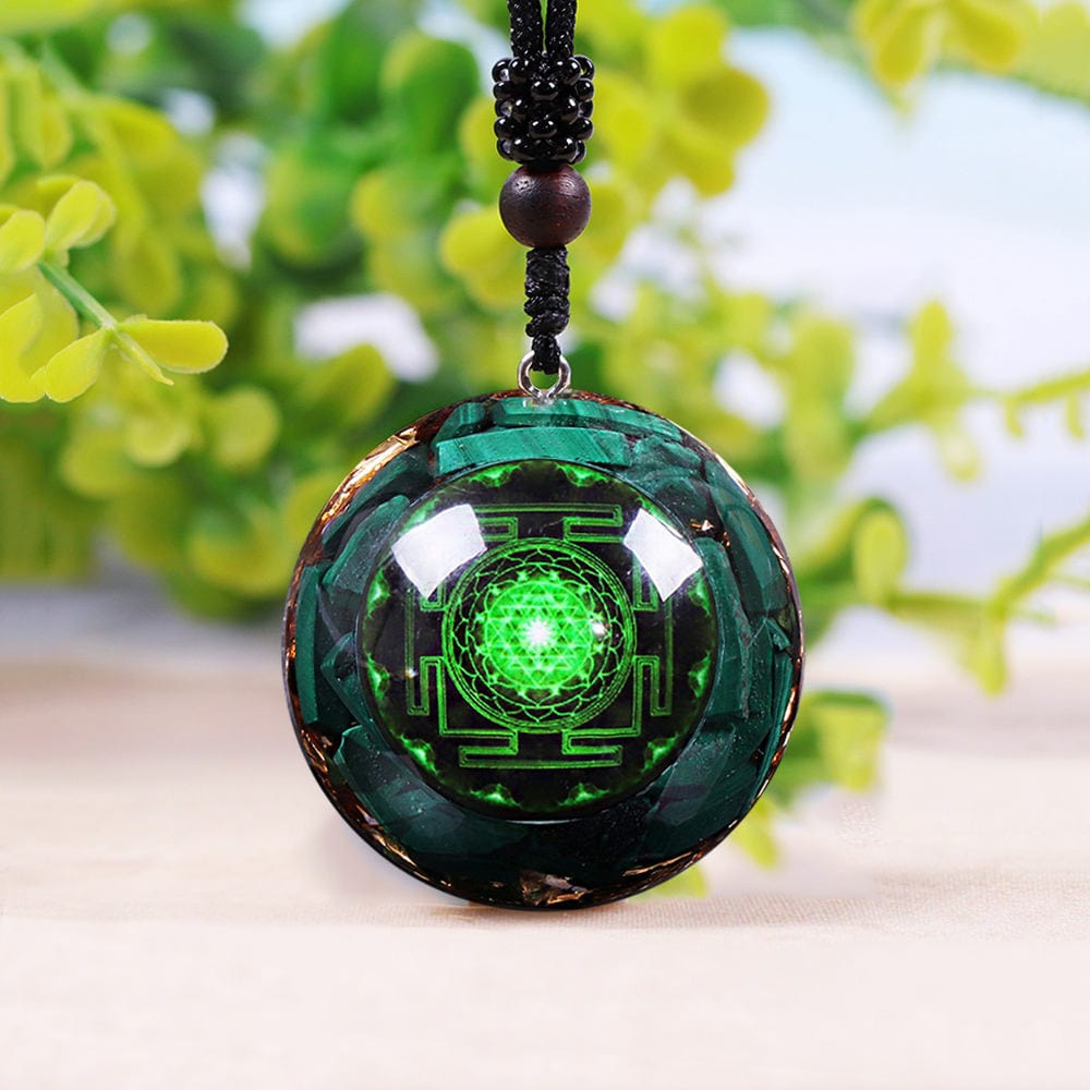 Collier pendentif orgone yoga malachite