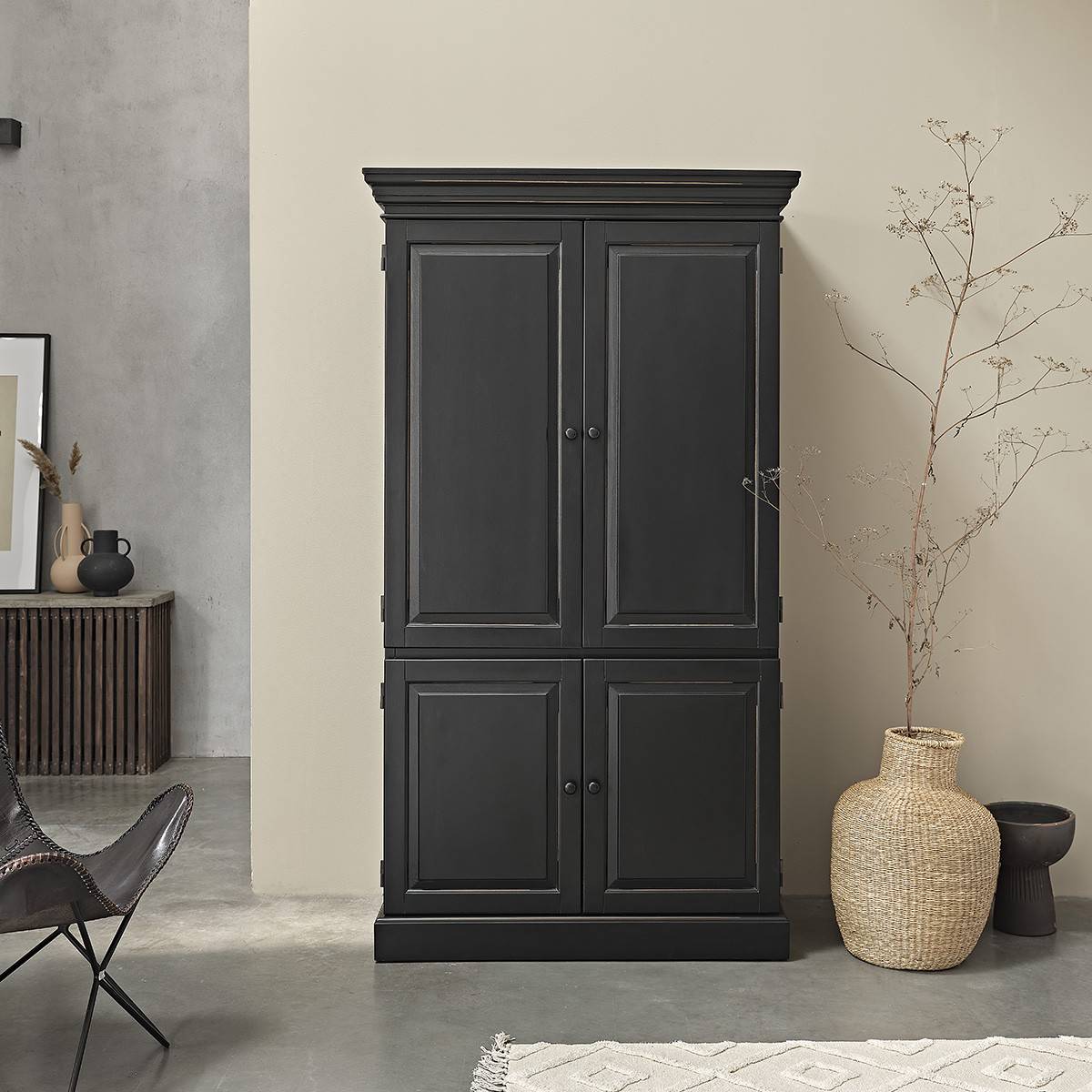 Armoire en bois d'acajou 2 portes