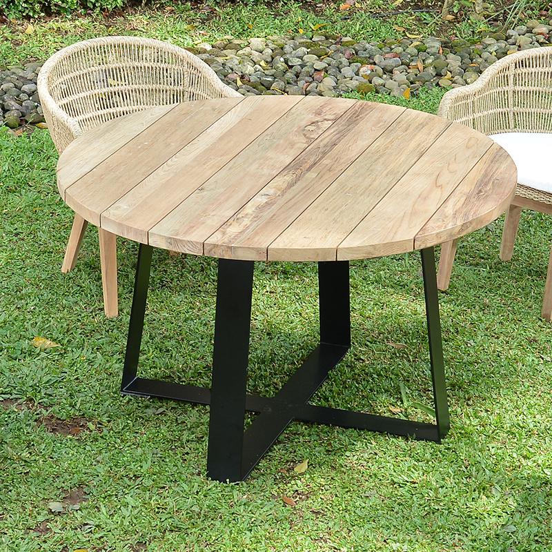 Table métal et teck recyclé 130 cm orsay