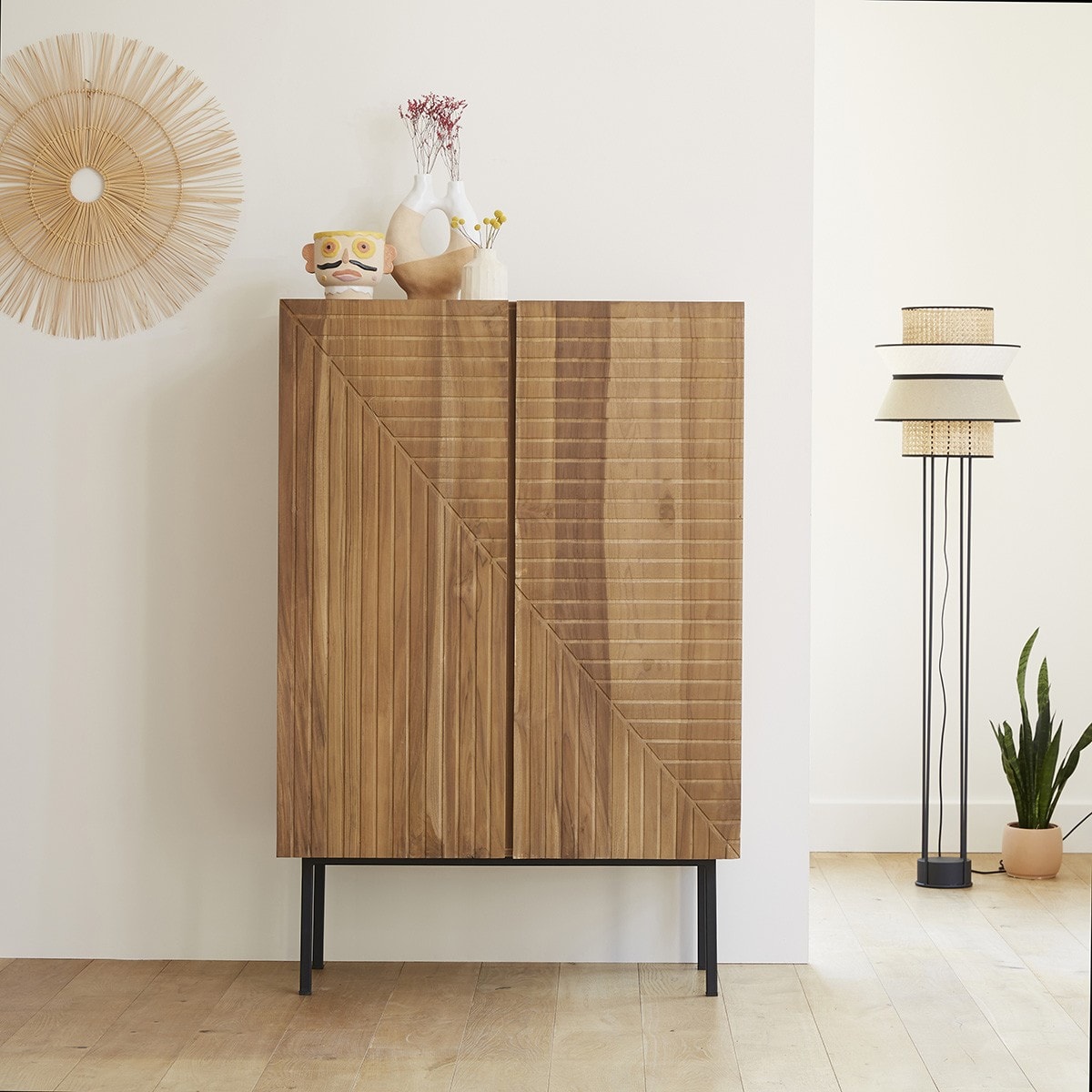 Armoire en bois de teck 100