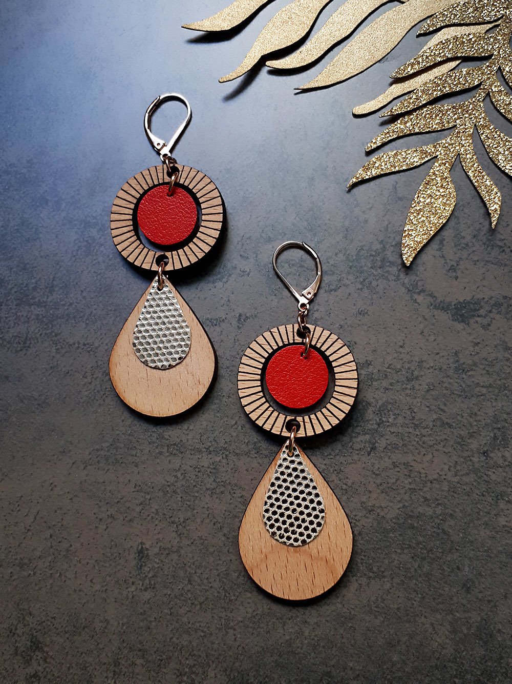 Boucles d'oreilles ethnique rouge