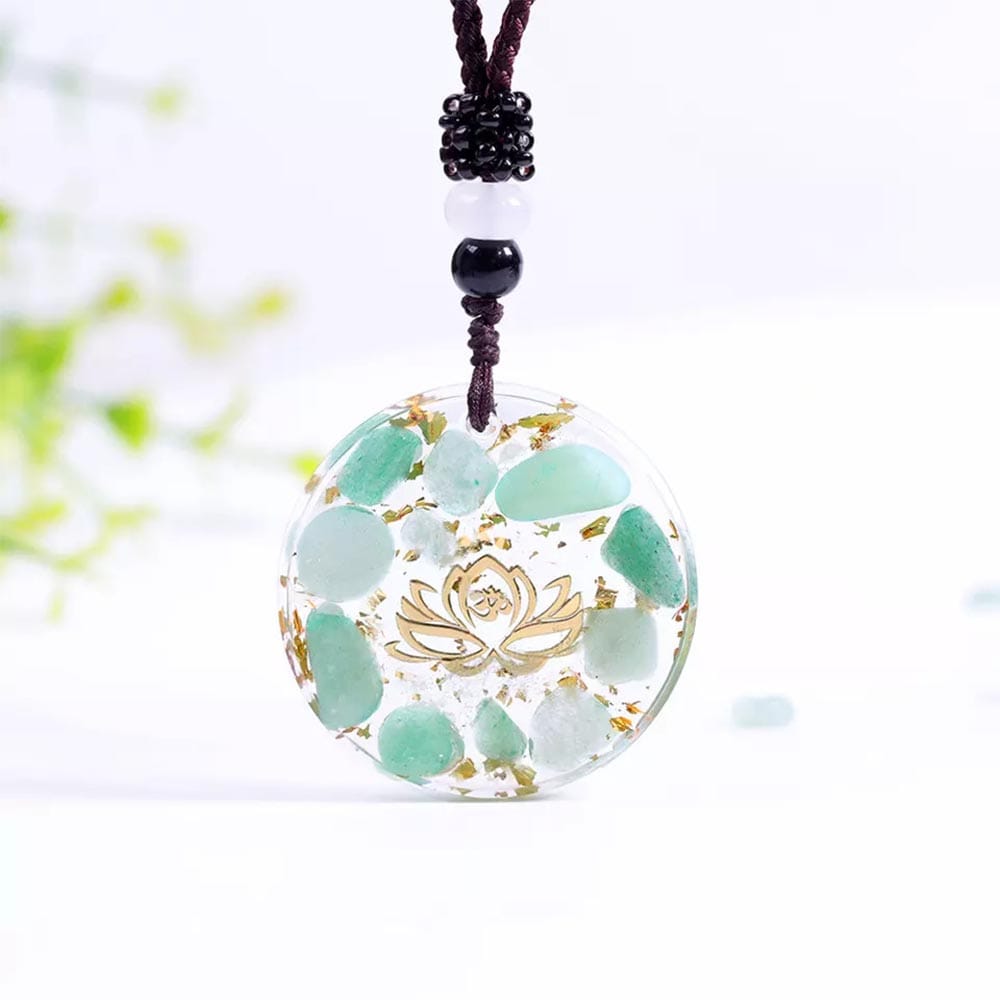 Pendentif yoga méditation fleur de lotus