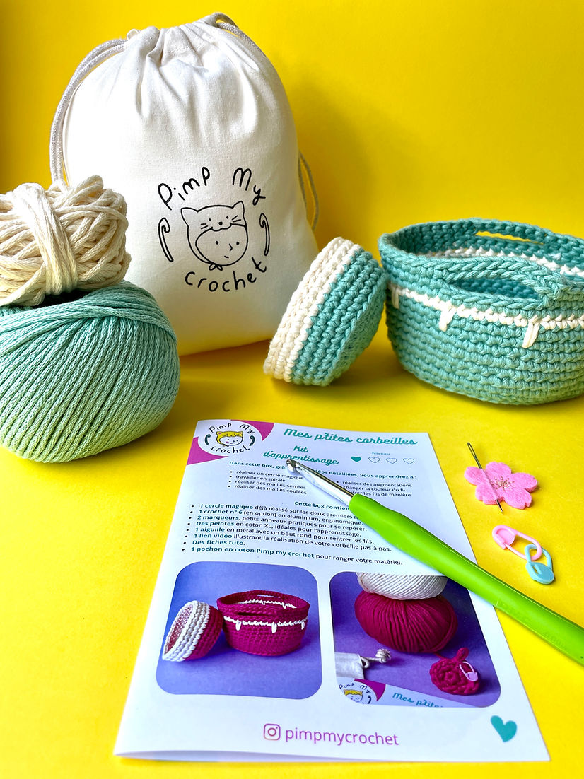 Kit de crochet  corbeilles bleues