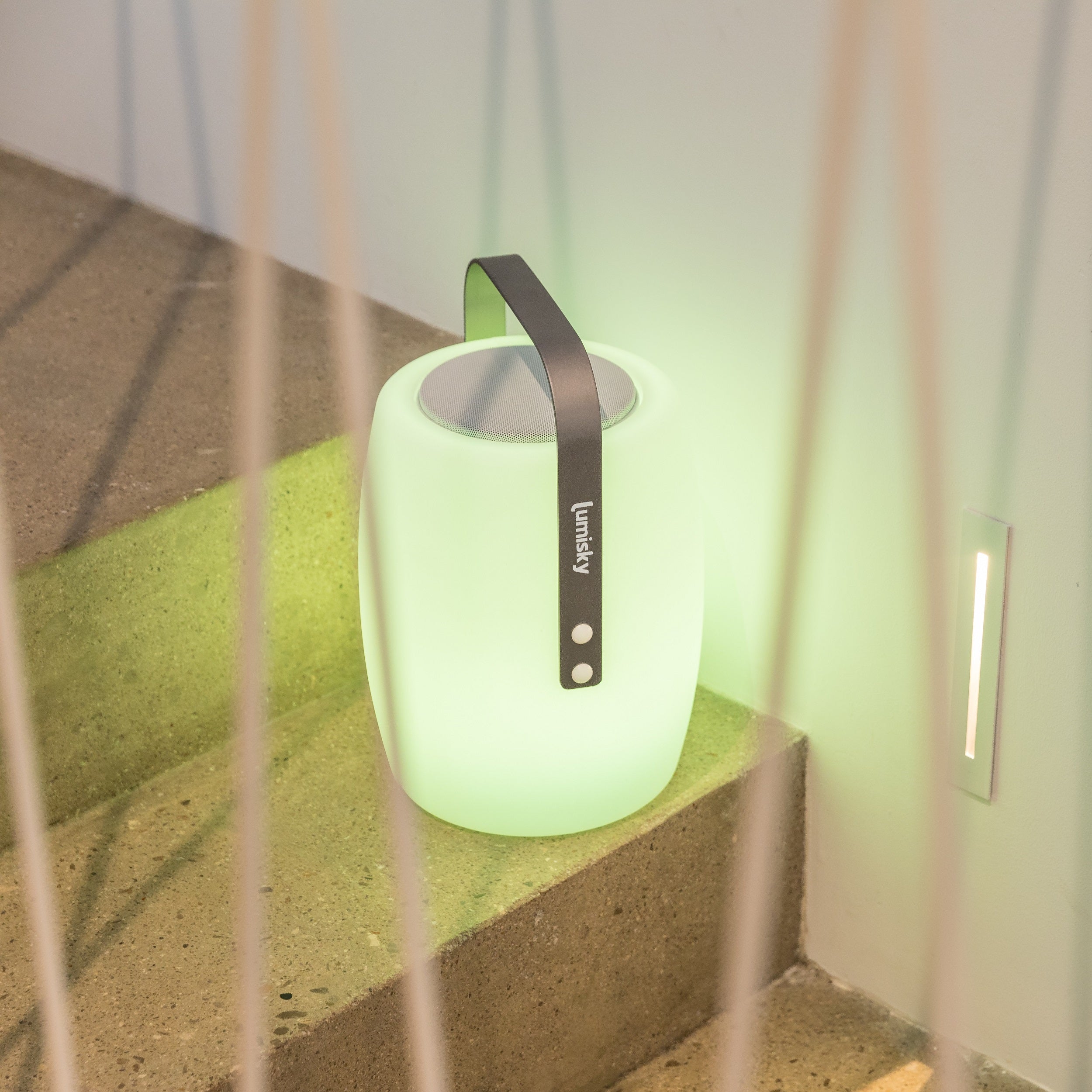 Lampe enceinte bluetooth lucy play