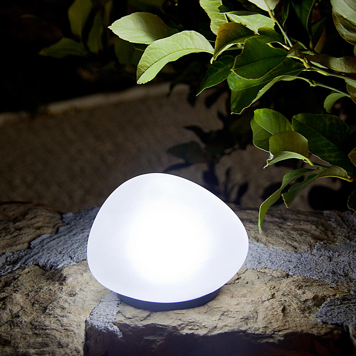 Lampe solaire décorative galet solenzara