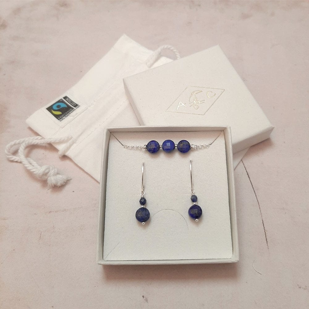 Coffret boucles et bracelet lapis-lazuli