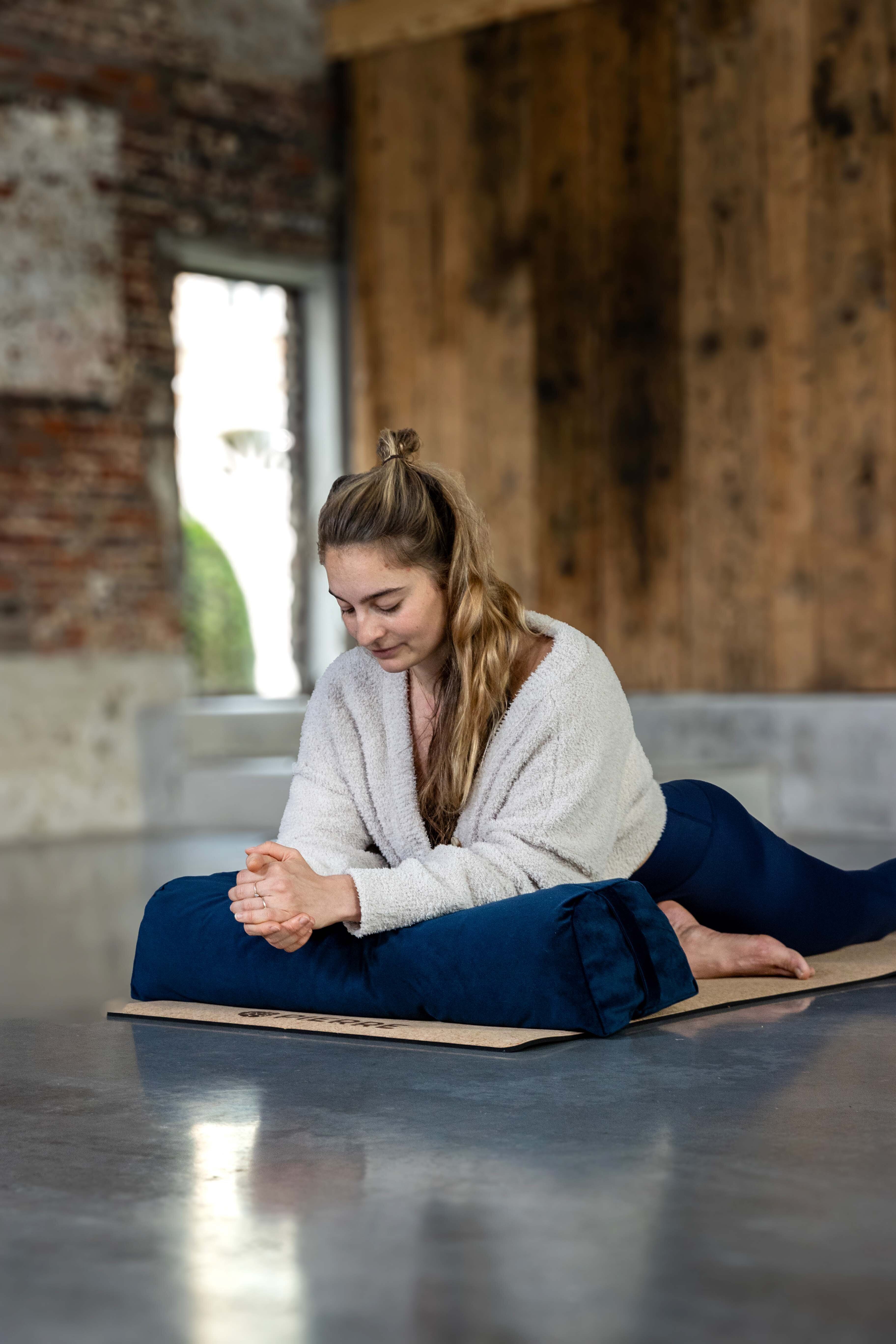 Bolster en tissu recyclé - bleu foncé