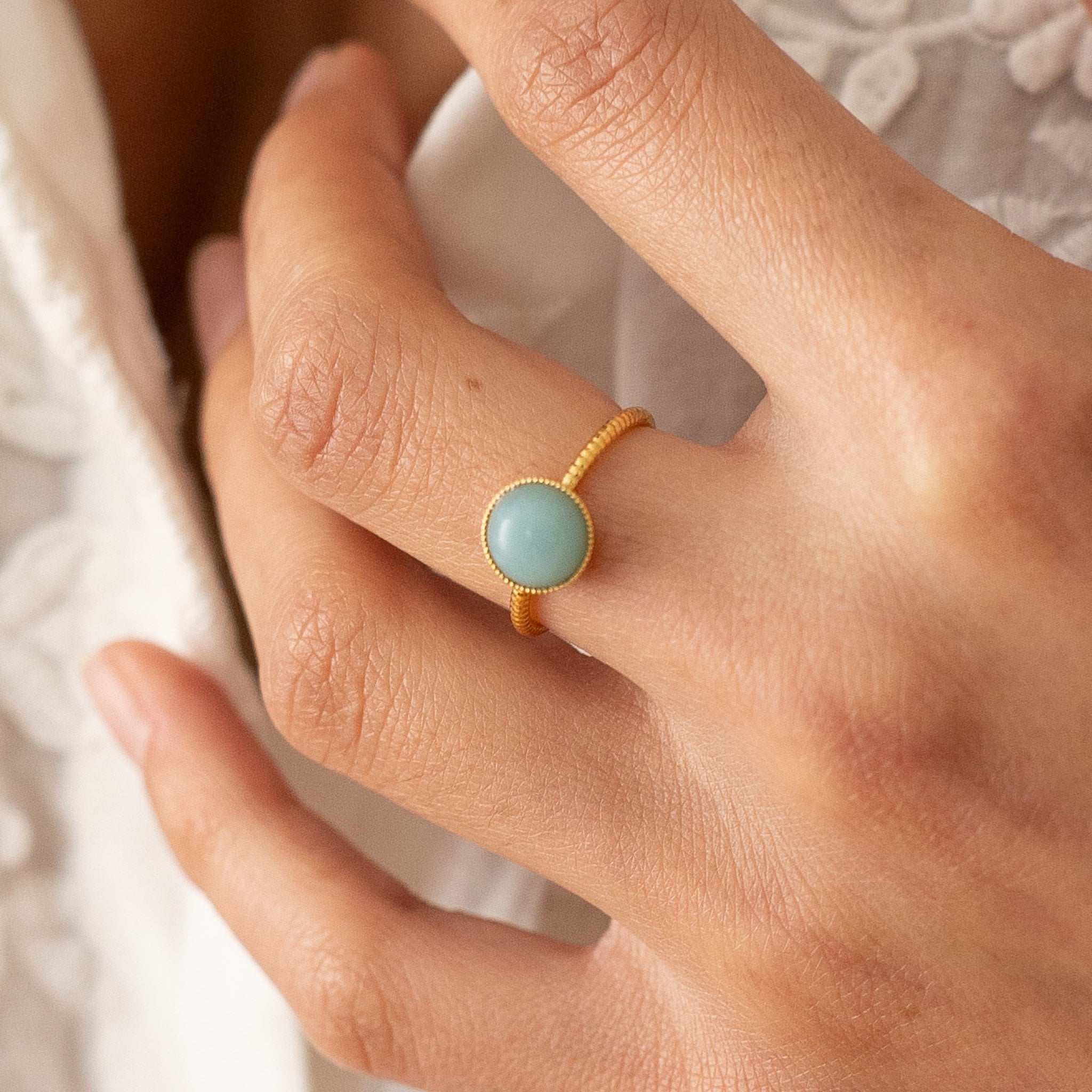 Bague réglable dorée amazonite naturelle