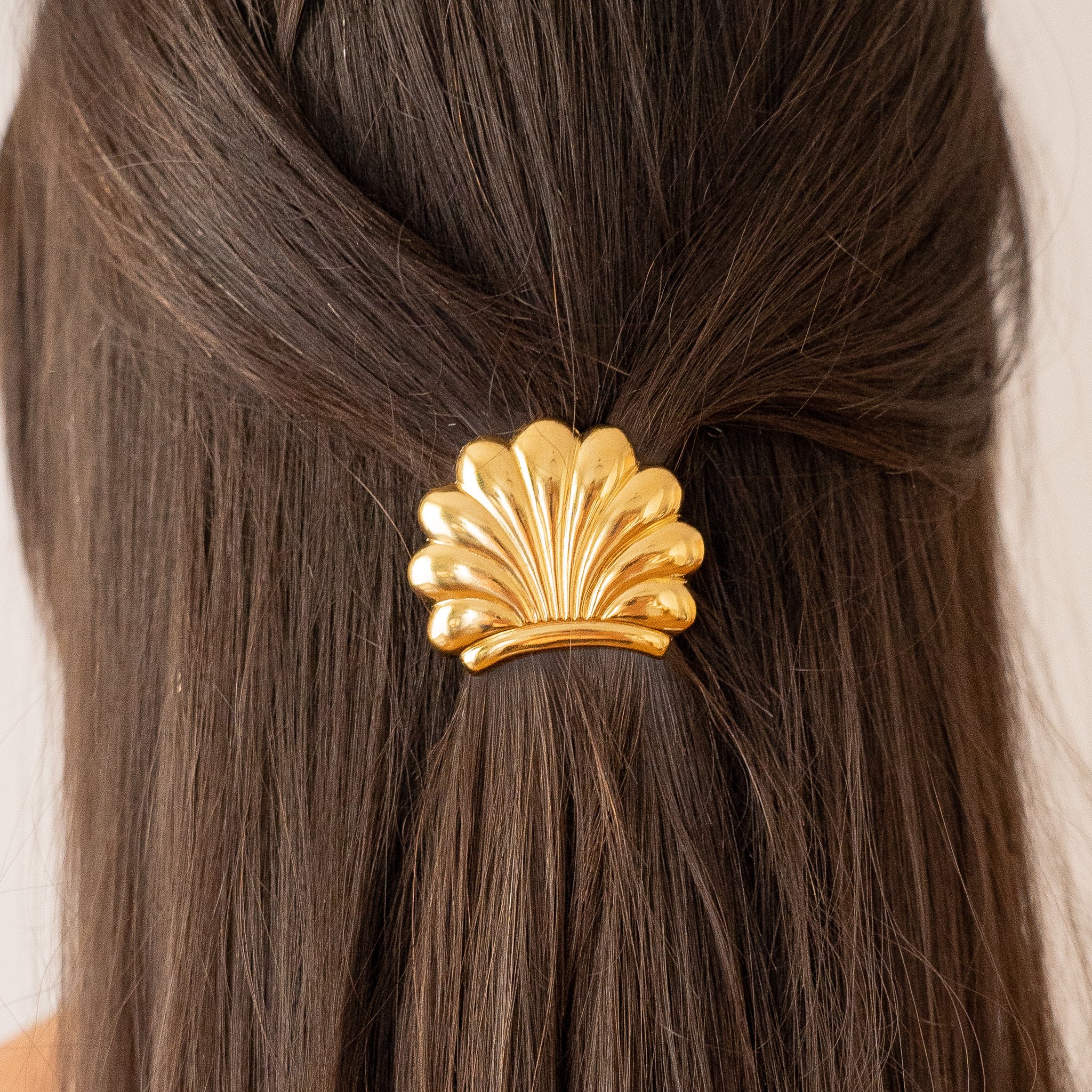 Barrette coquillage doré - pince cheveux