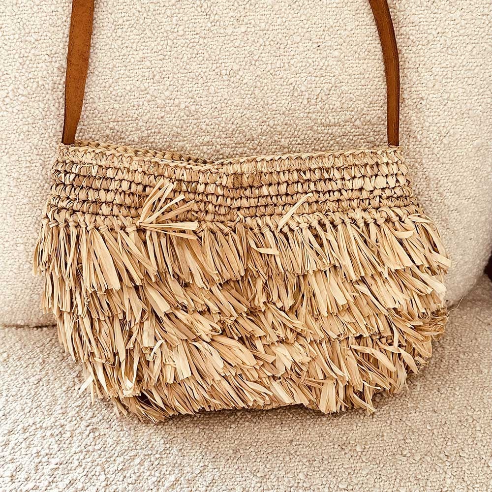 Sac en raphia naturel fait à bali